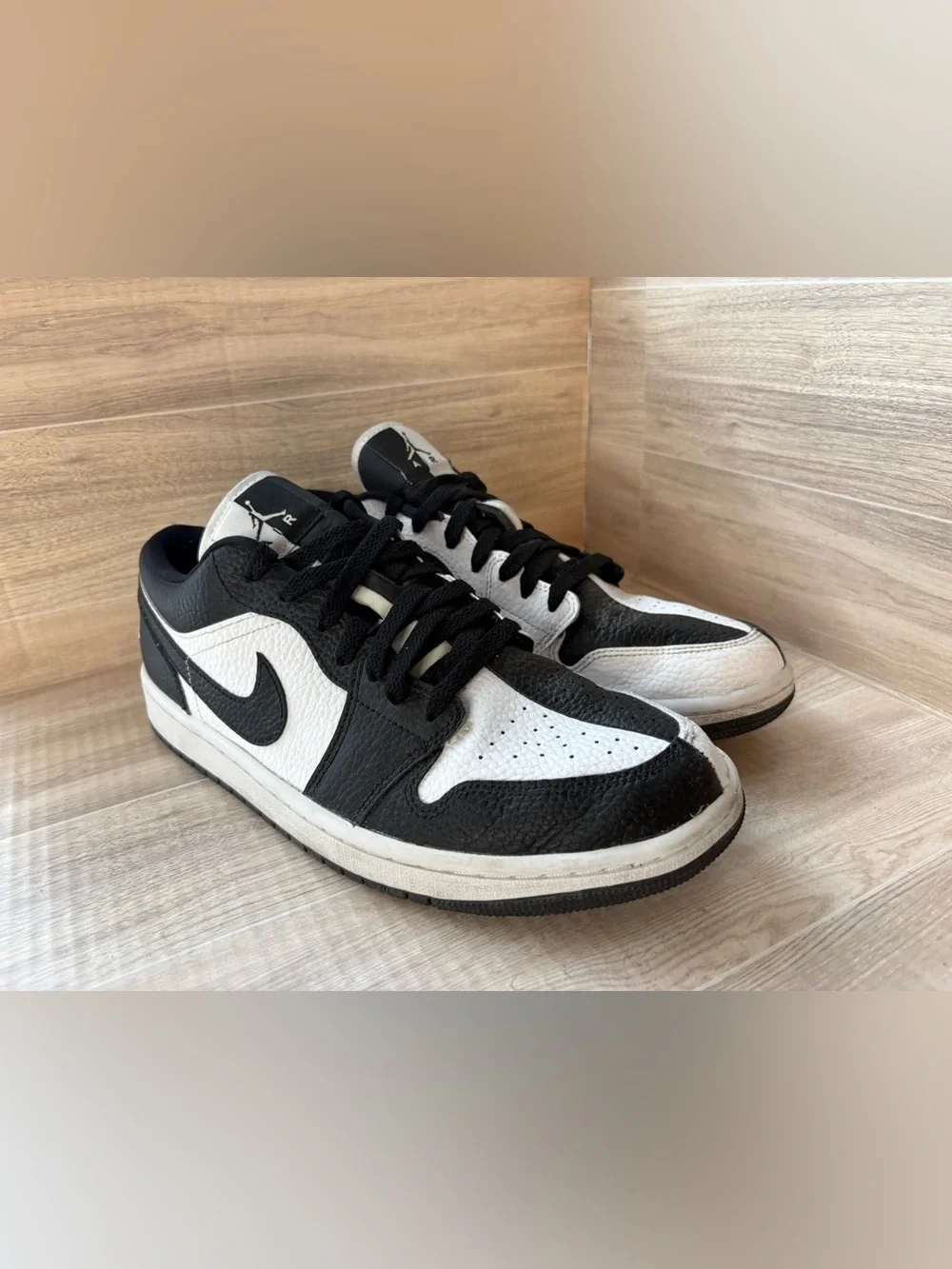 Nike Air Jordan 1 Low SE Homage White Black Split Shoes DR0502-101 Women's 10.5 - Picture 8 of 14